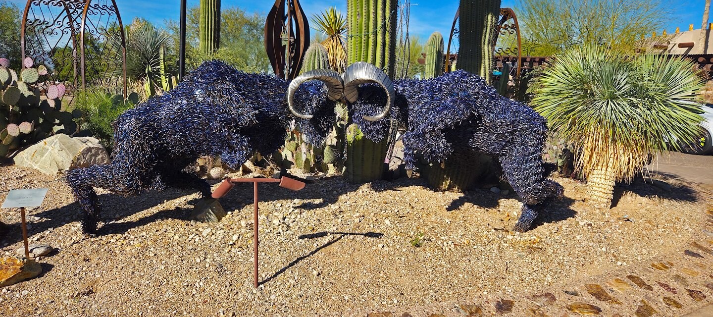 escultura de garra de diablo