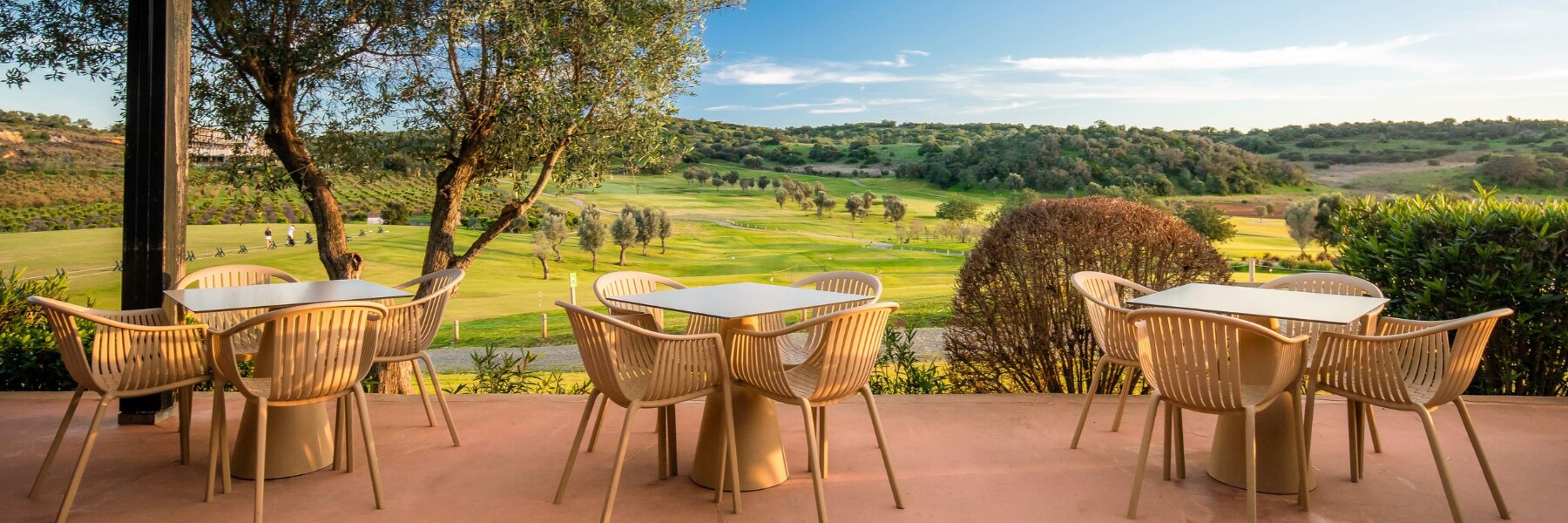 Algarve Restaurant and Bar food with different flavors at Nau Morgado Golf Country Club 