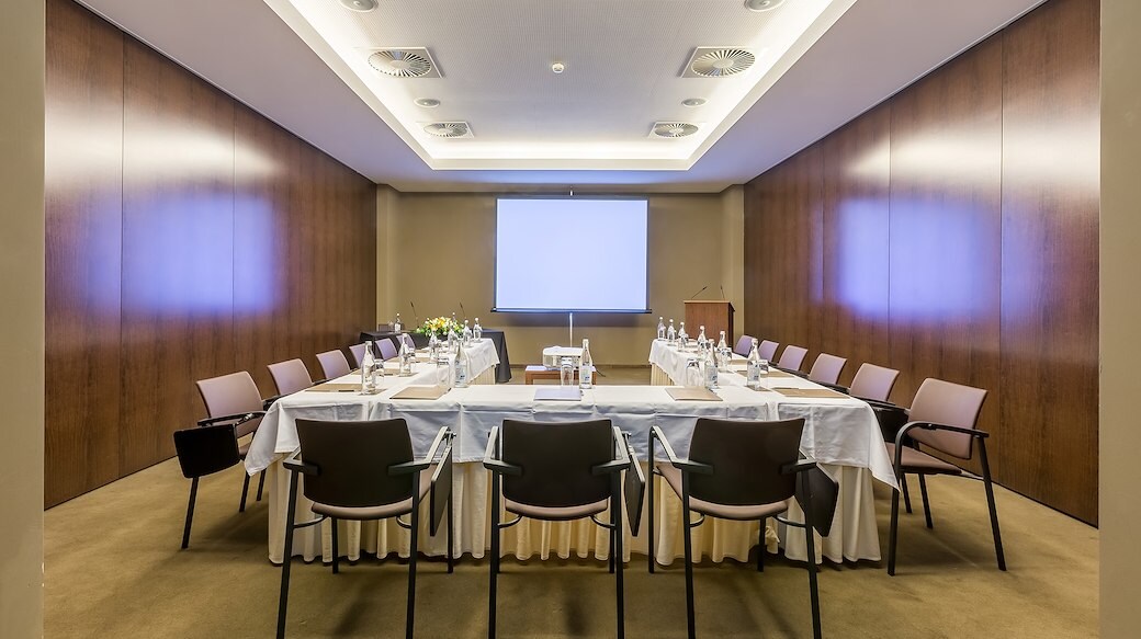 A Conference Room at Nau Salgados Palace