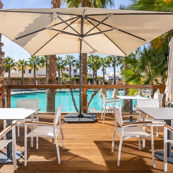 NAU Sao Rafael Suites Restaurants & Bars