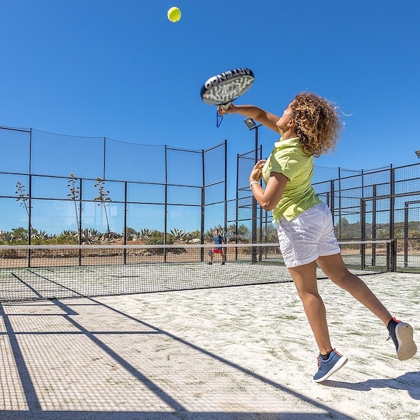 Holidays with padel included