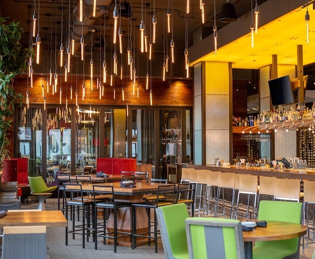 8UP Elevated Drinkery & Kitchen