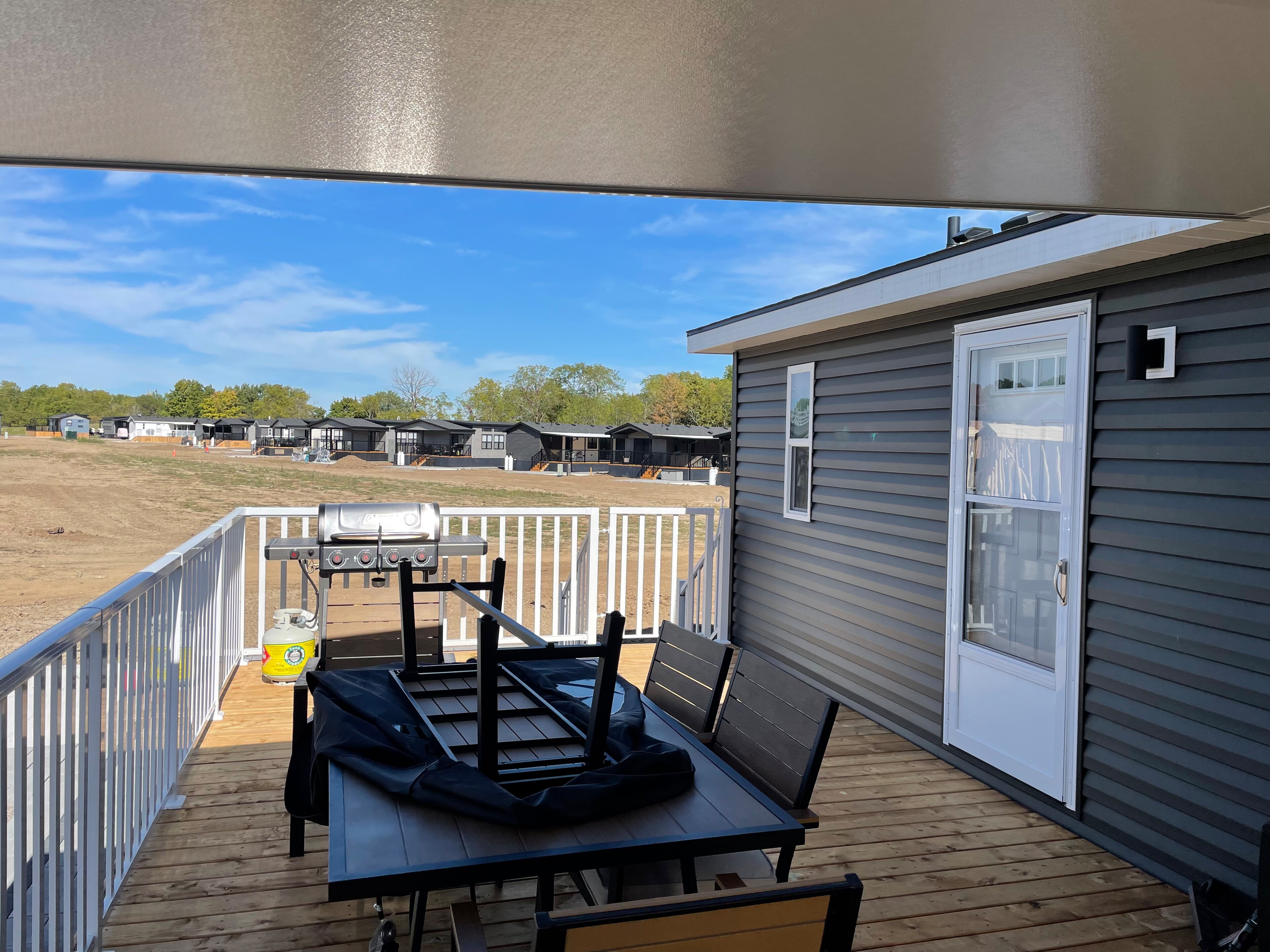 Vacation Home Sales SKS Sun Retreats Sherkston Shores 490 Empire Rd