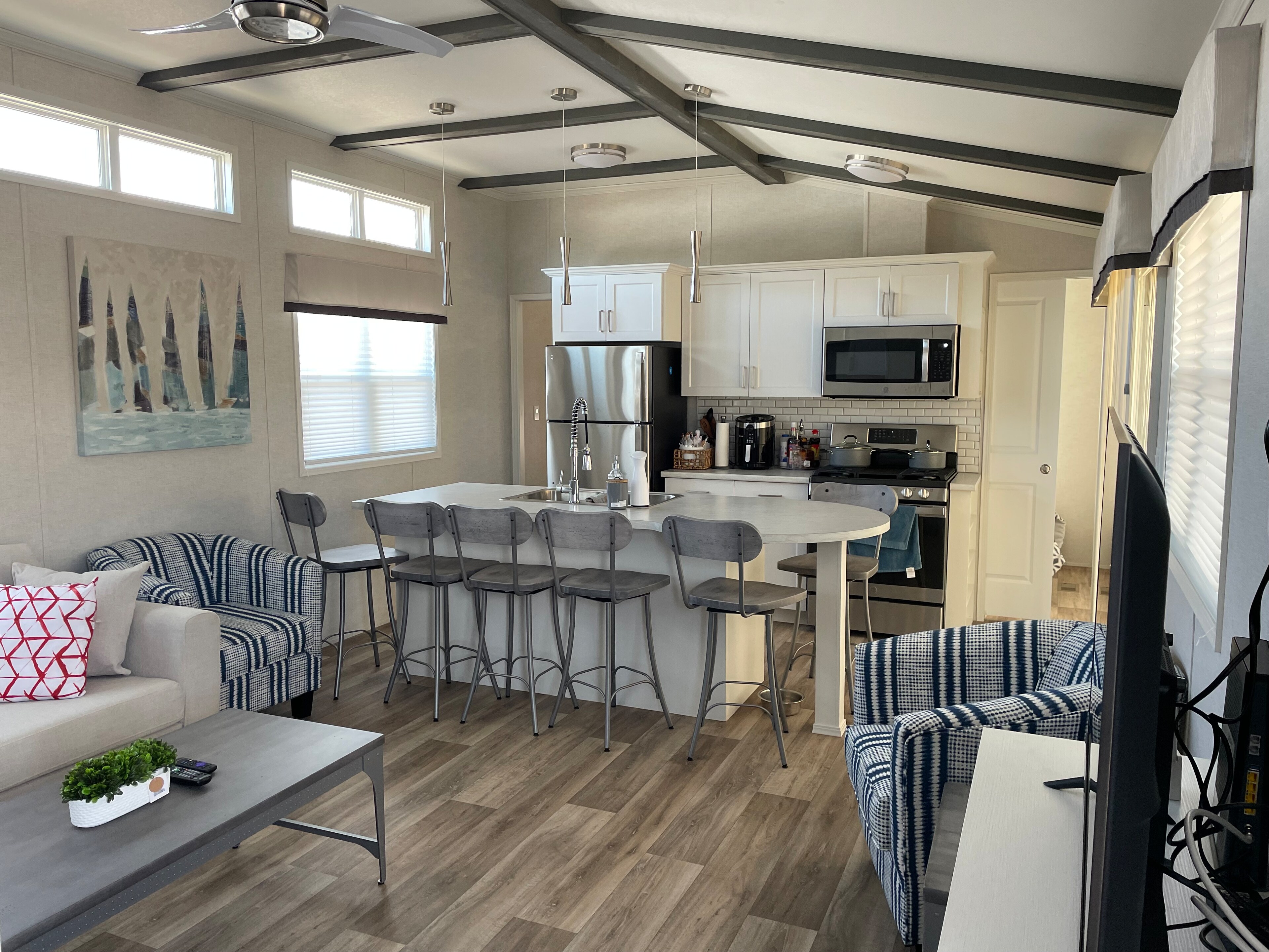 Vacation Home Sales SKS Sun Retreats Sherkston Shores 490 Empire Rd