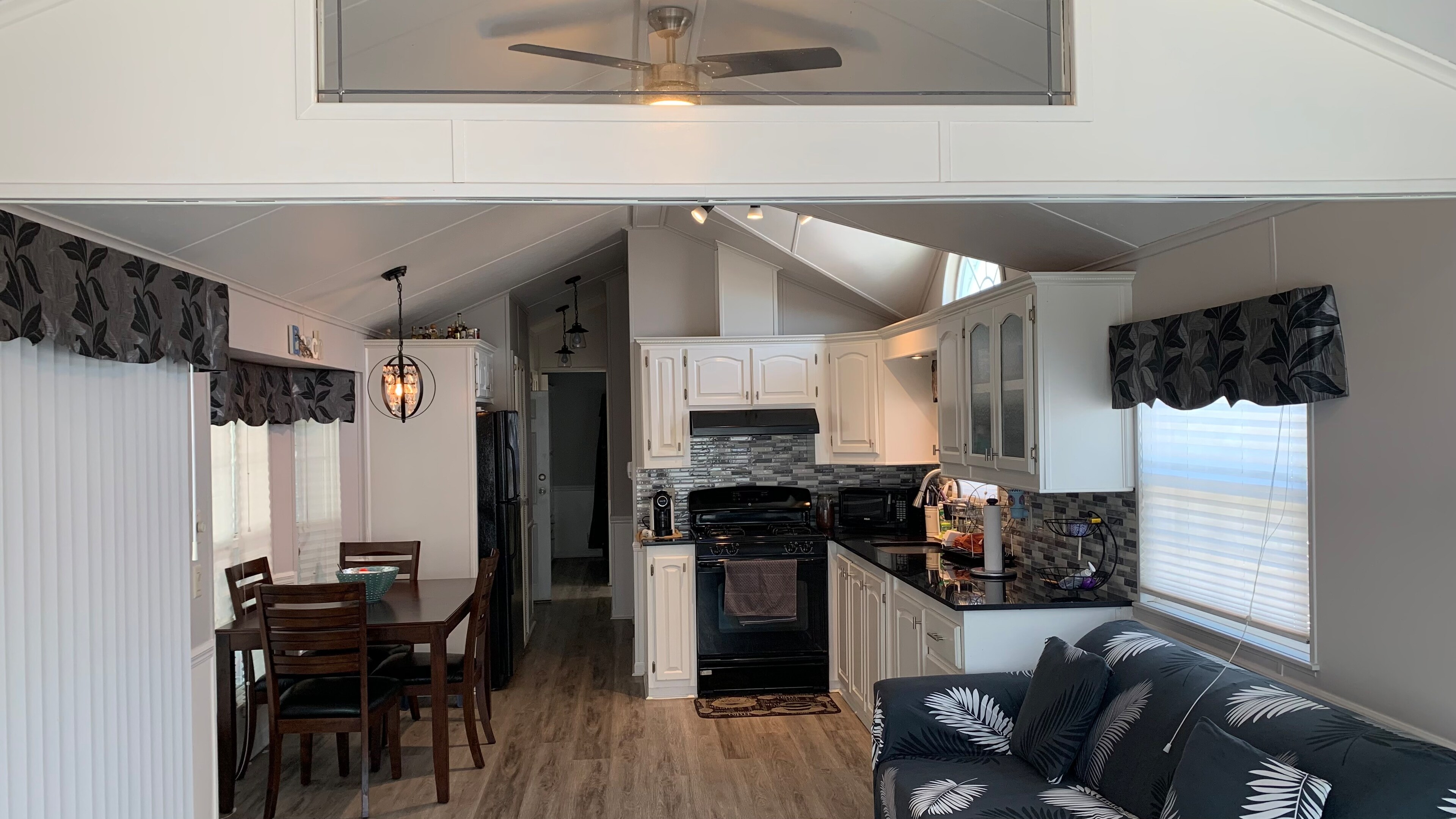 Vacation Home Sales SKS Sun Retreats Sherkston Shores 490 Empire Rd