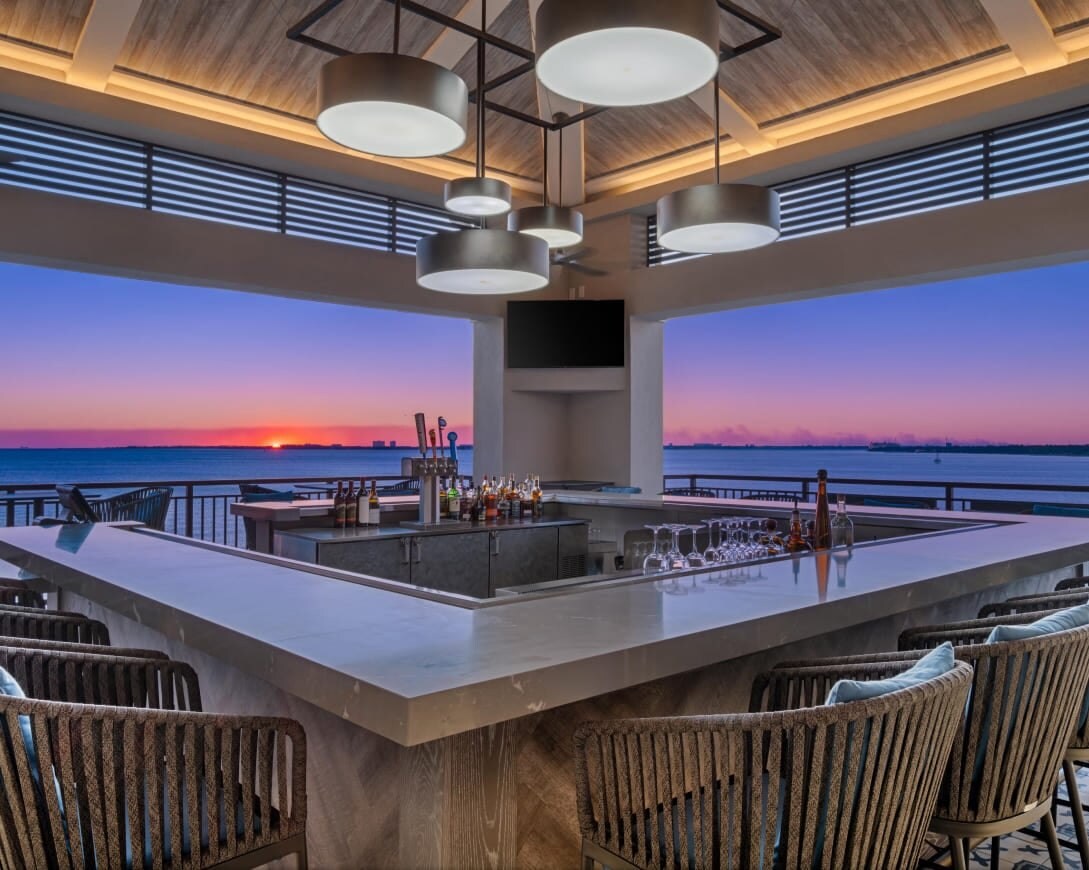 dining-Hotel Indigo Panama City Marina