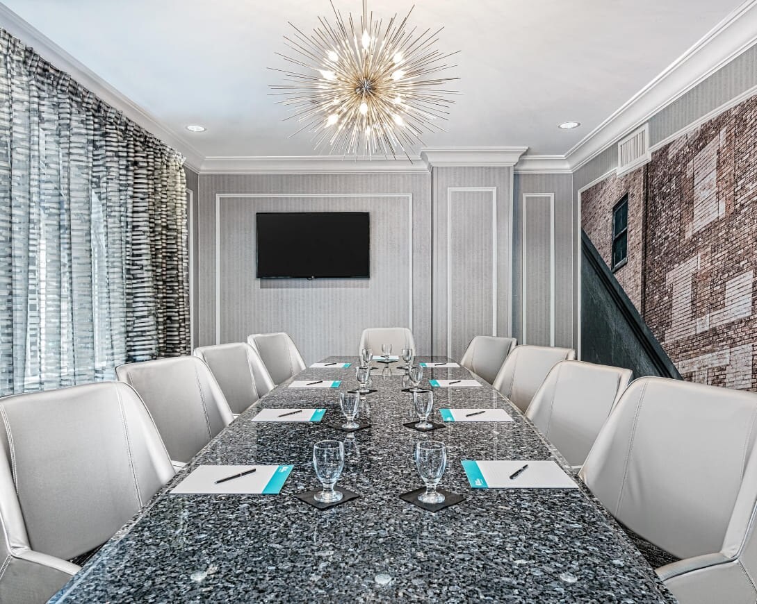 group-Hotel Indigo Dallas Downtown