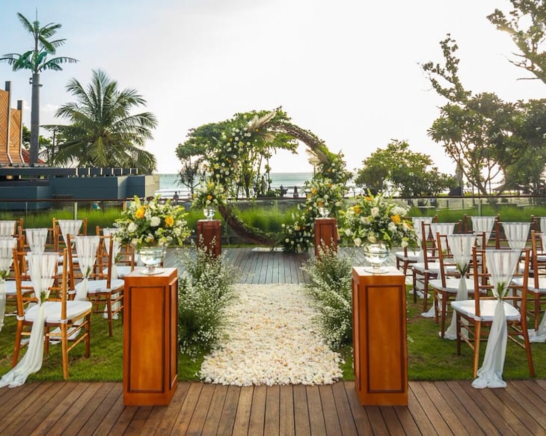 Hotel Indigo Brand Email Offers Holiday