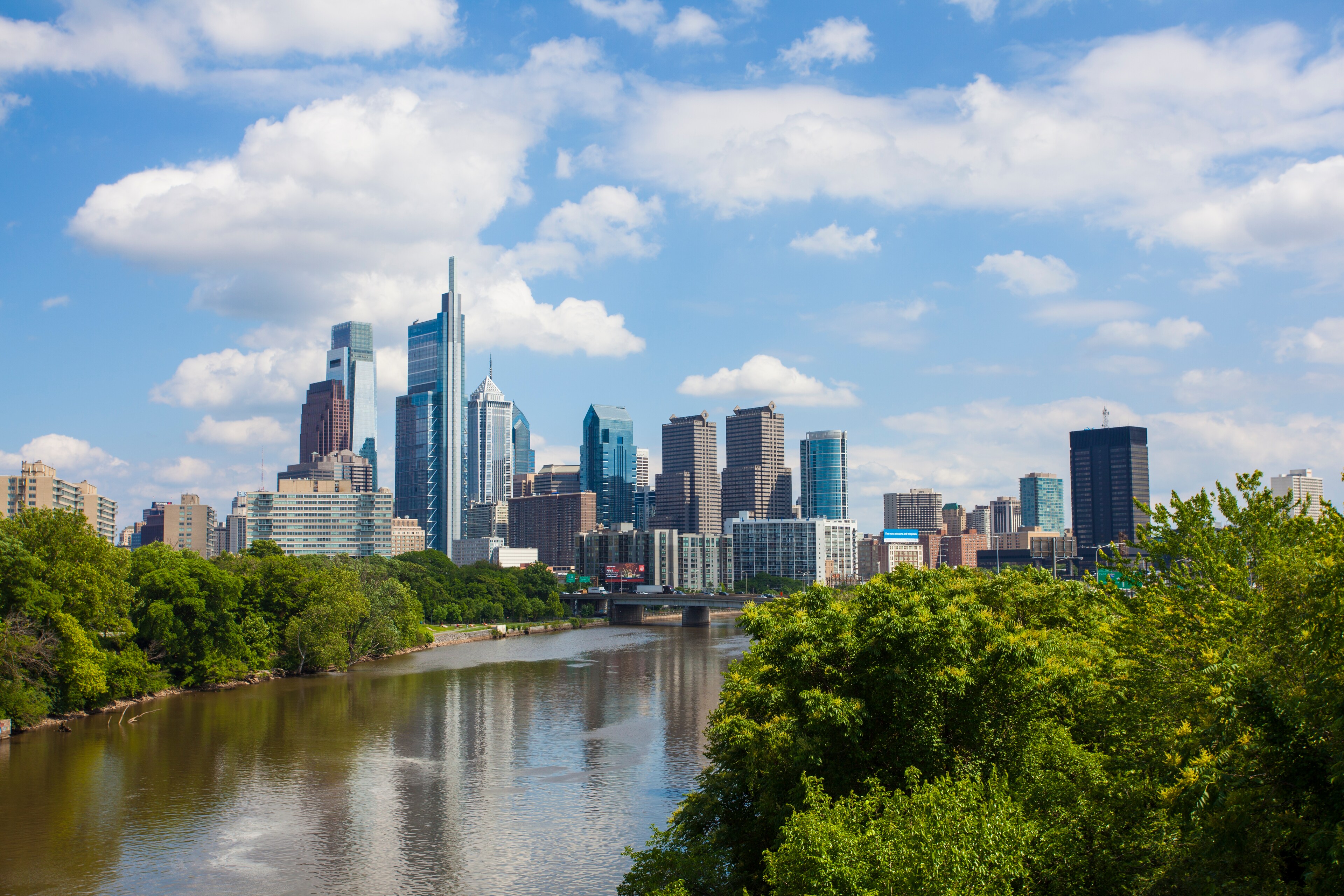 Philadelphia In The Spring Experience the Vibrant Old City Spring in Philadelphia | Independence ...