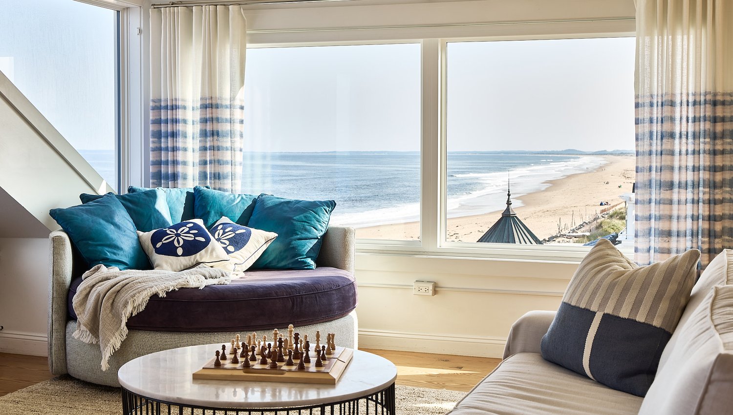 Welcome to Blue – Inn on the Beach, Newbury, MA