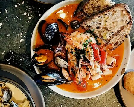 Oak Bistro 