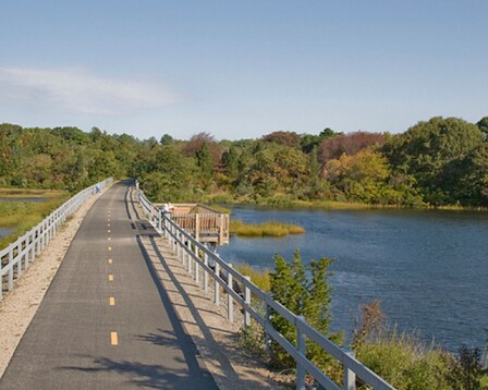 Shining Sea Bikeway 