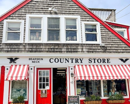 Bearskin Neck Country Store