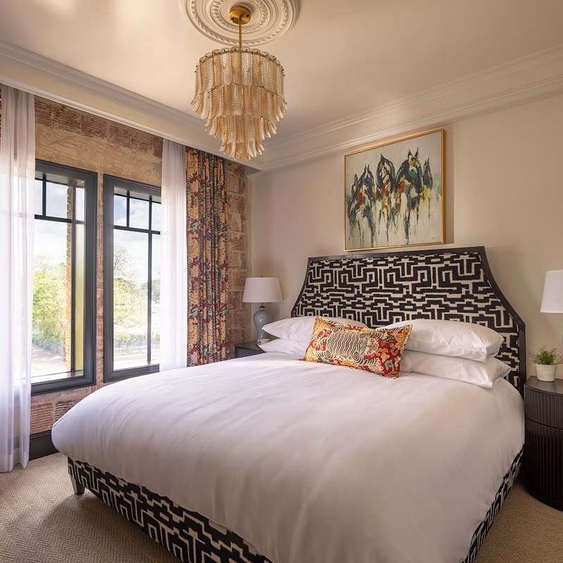 Room at The Faust