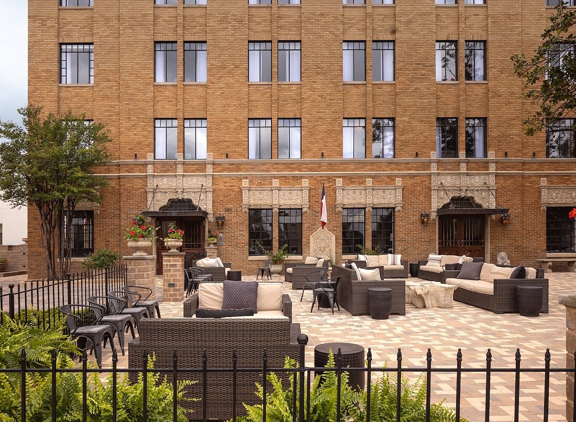 Entrance view of Magnolia Patio at The Faust