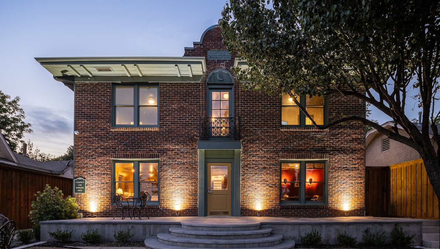 A Restored boutique hotel in the heart of Oak Cliff