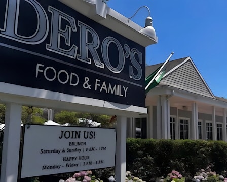  Dero’s Food & Family 