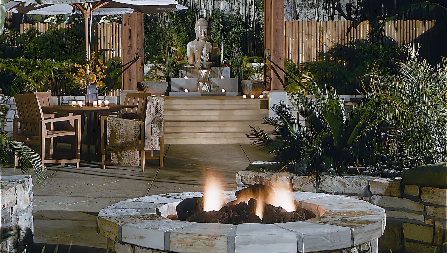 Outdoor Spaces at Tradewinds Carmel