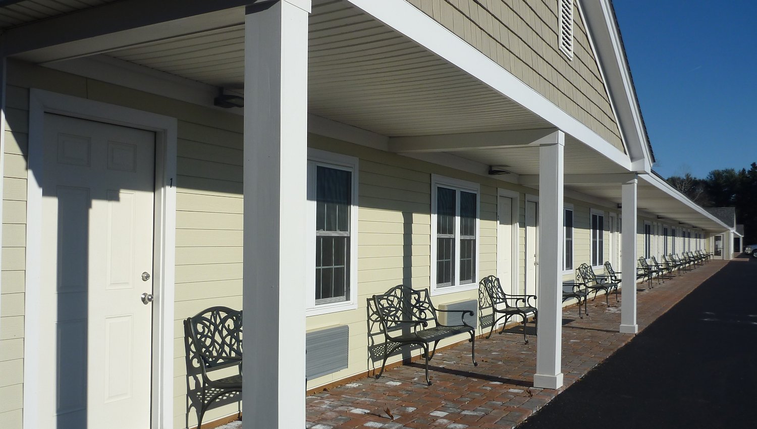 Rooms at Yankee Clipper Motel, Belfast, ME