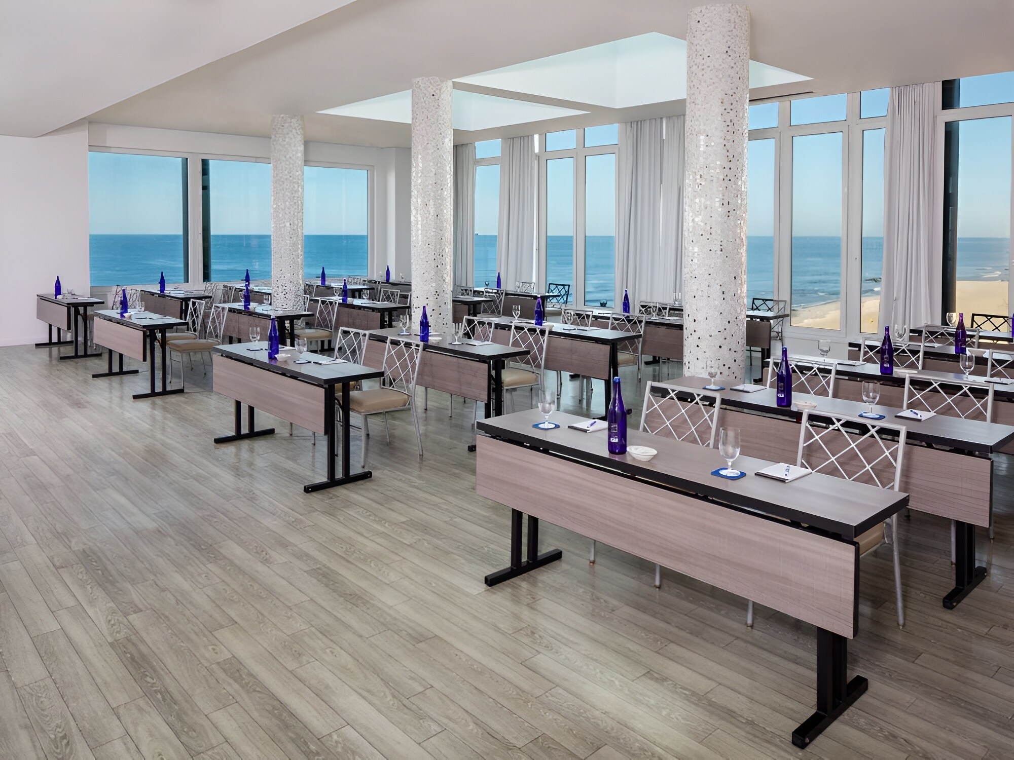 Rooftop Meeting Room At The Allegria Hotel - Long Beach, Ny