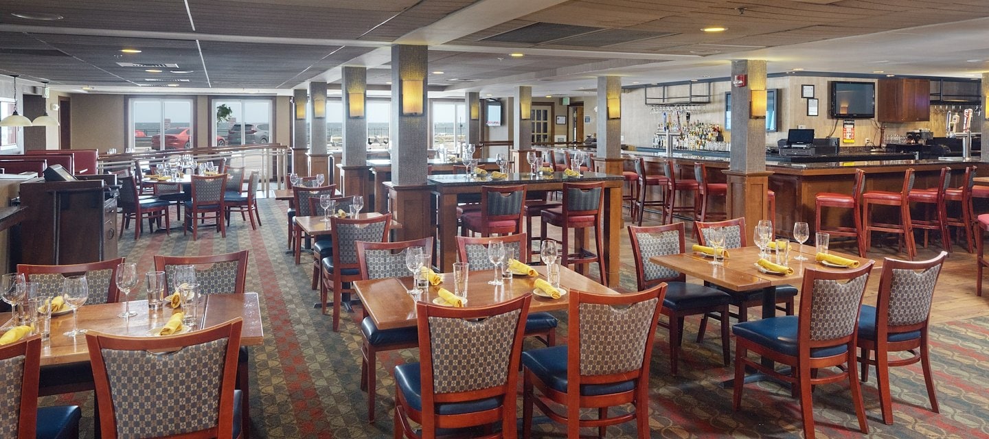 Breakers Restaurant and Bar, New Hampshire