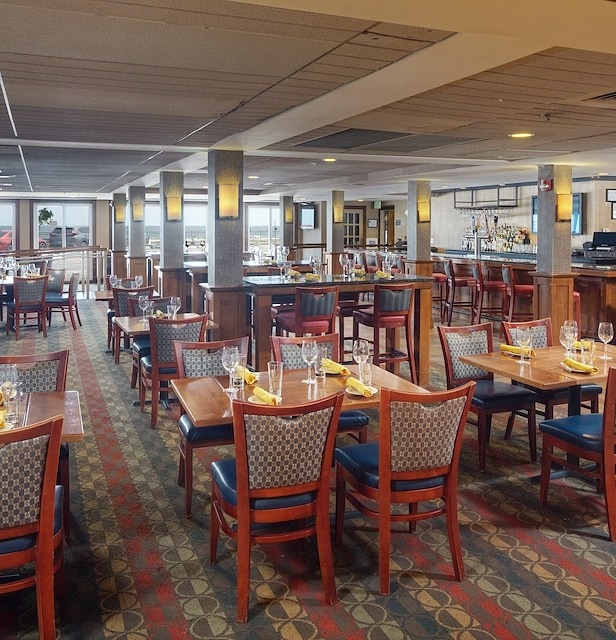Breakers Restaurant, New Hampshire