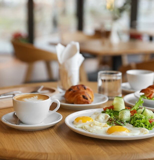 Start Your Day with a Relaxed Breakfast at Wharfside Restaurant, New Hampshire
