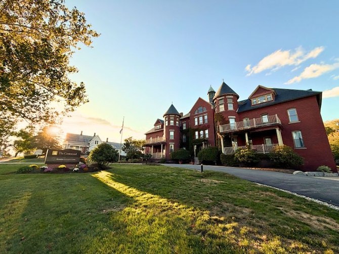The Centennial Hotel