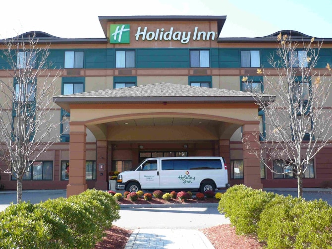 Holiday Inn Manchester Airport - Manchester, NH