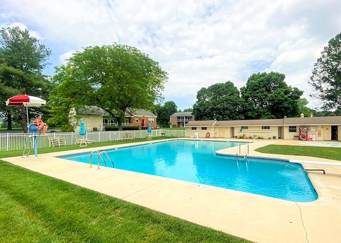 A pool at the park at the village at the lake, Manor House Apartments, Lancaster, Pennsylvania