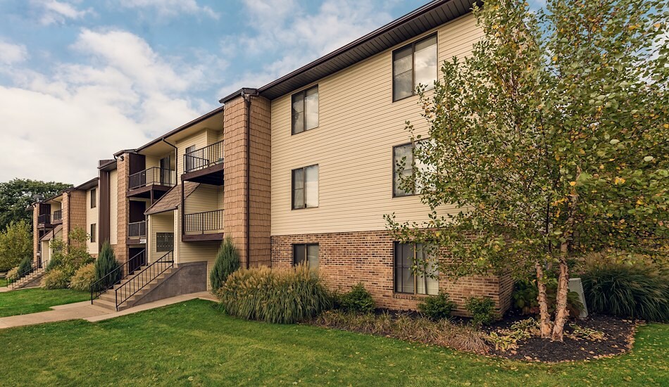 Pikeview Manor Apartments - 315 Pikeview Dr, Beckley, West Virginia, WV United States - 25801