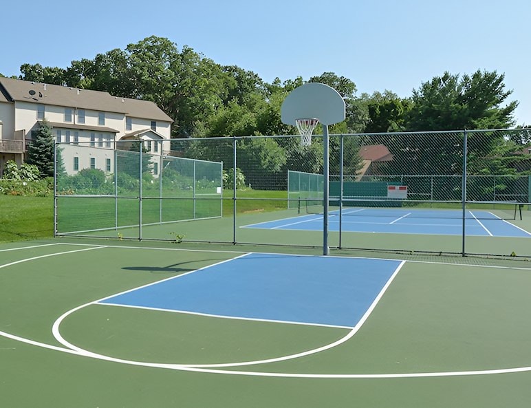 Apartment community amenities at Powder Mill Apartments in York, PA