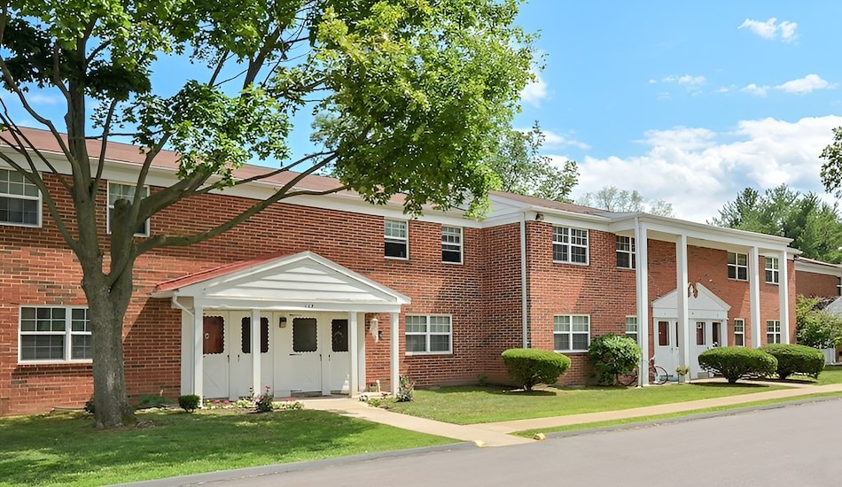 Gateway Apartments - 200 Gateway Dr, Edwardsville, Pennsylvania, PA United States - 18704
