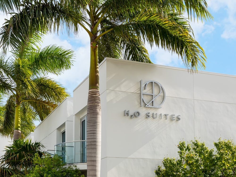 H2O Suites Hotel — photo 48 of 60