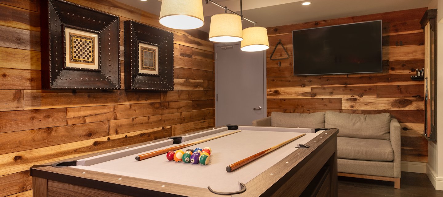 The King George Hotel features a cozy lounge with a pool table and games, King George Hotel, San Francisco, California.