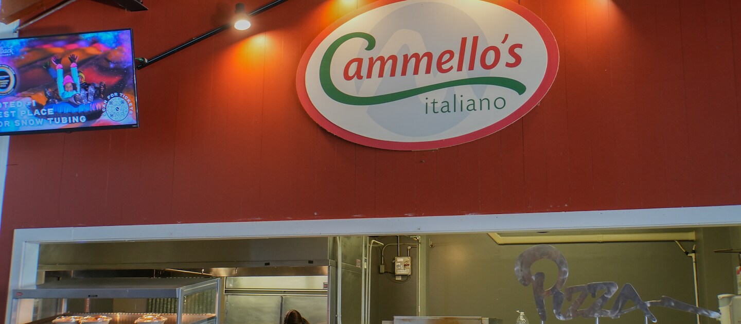 Pizza Parlor at Camelback Mountain’s, Tannersville