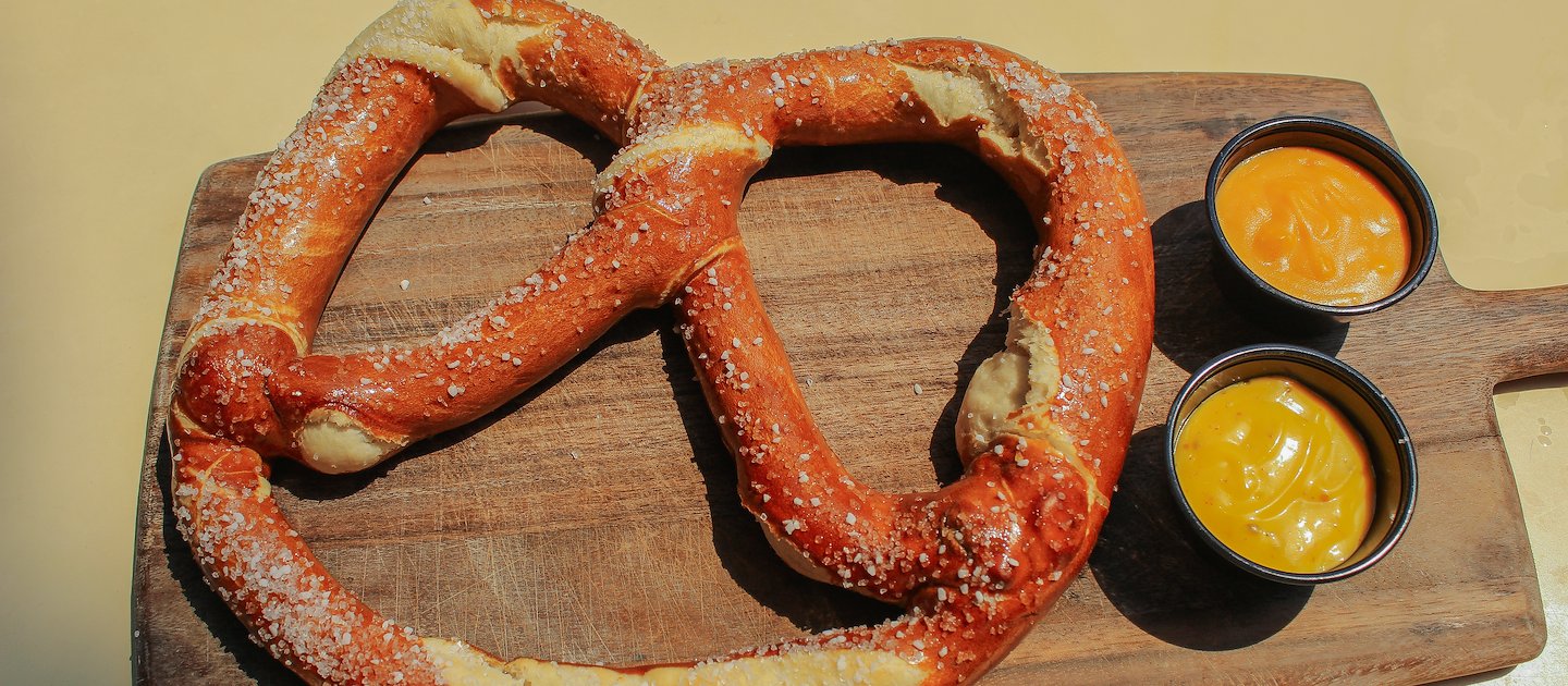 Snacks and smoothies at Tut’s Snack Shack, Camelback Resort