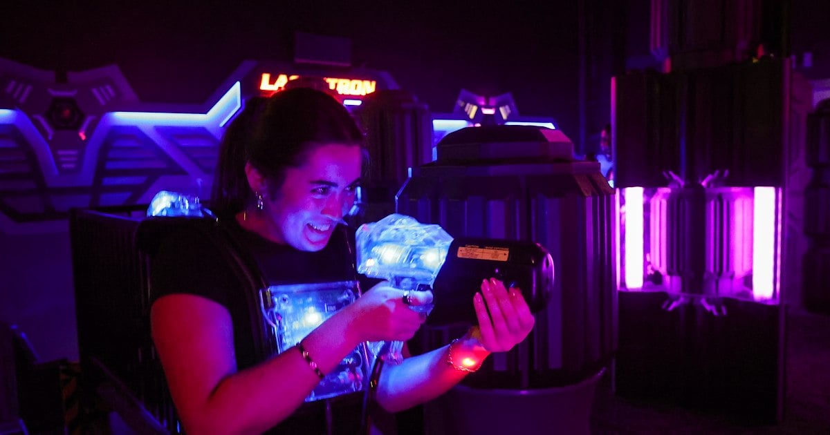 Tower Tag Virtual Reality Laser Tag VR Lasertag Mobile Virtual