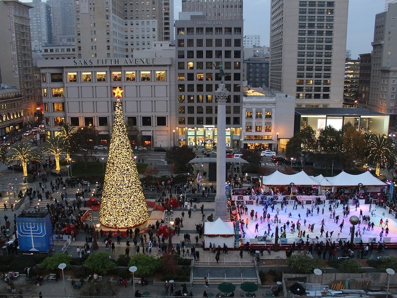 A large crowd of people in a city