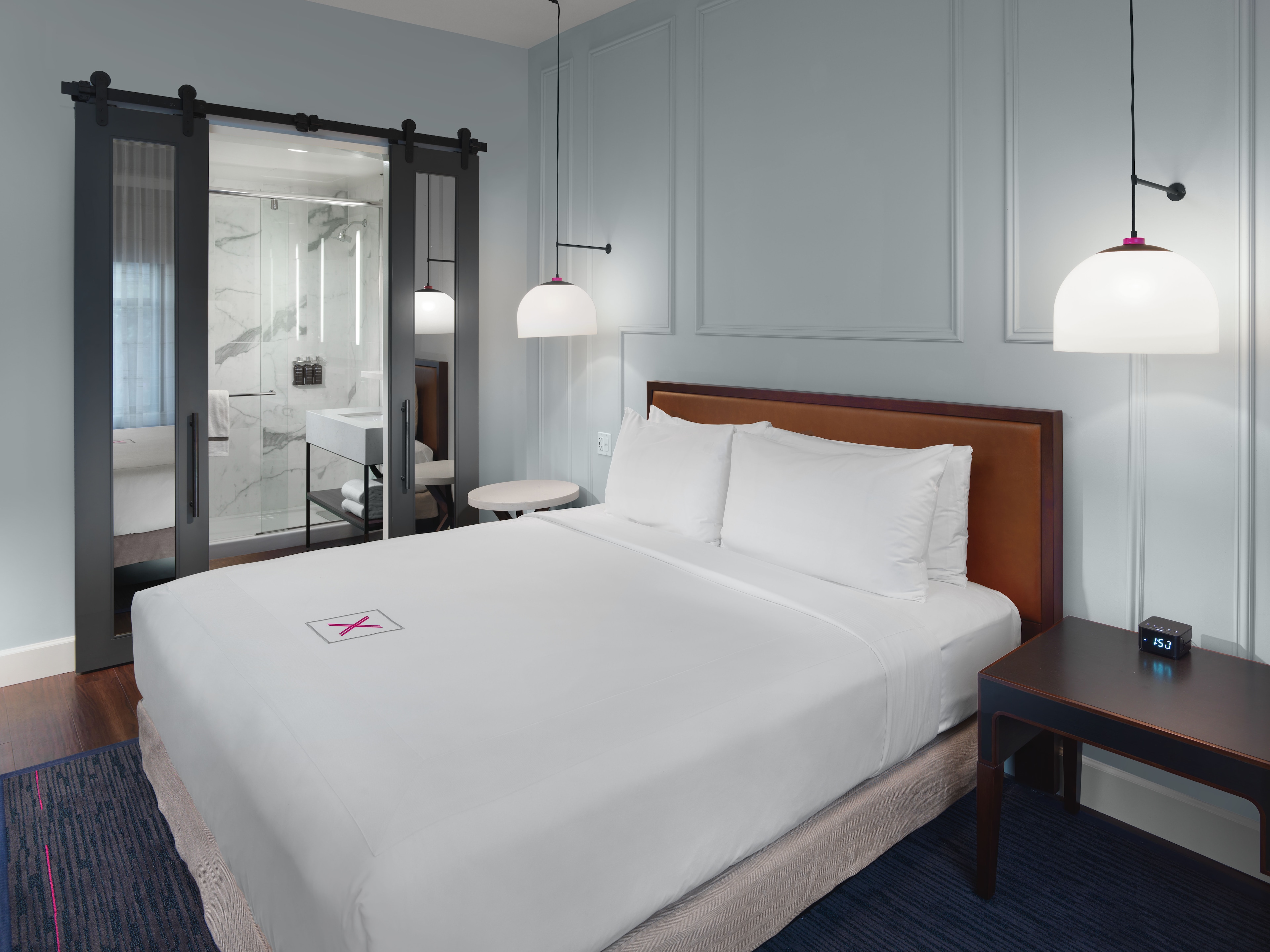 Axiom Hotel — photo 31 of 51
