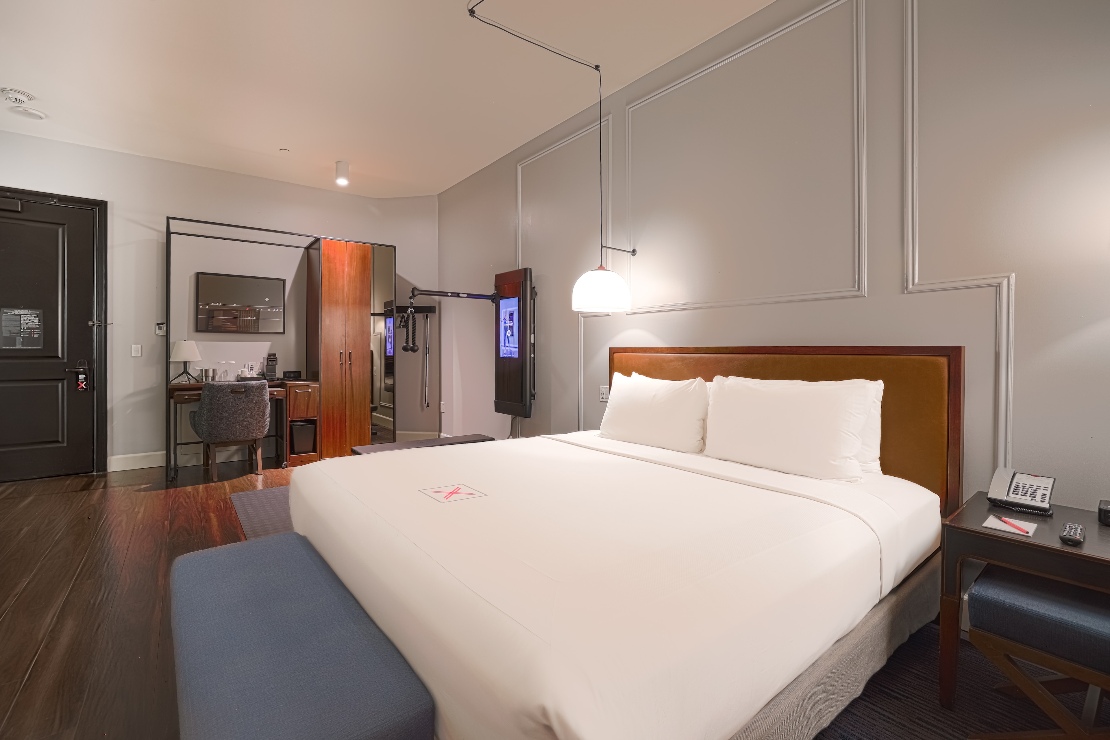 Axiom Hotel — photo 35 of 51