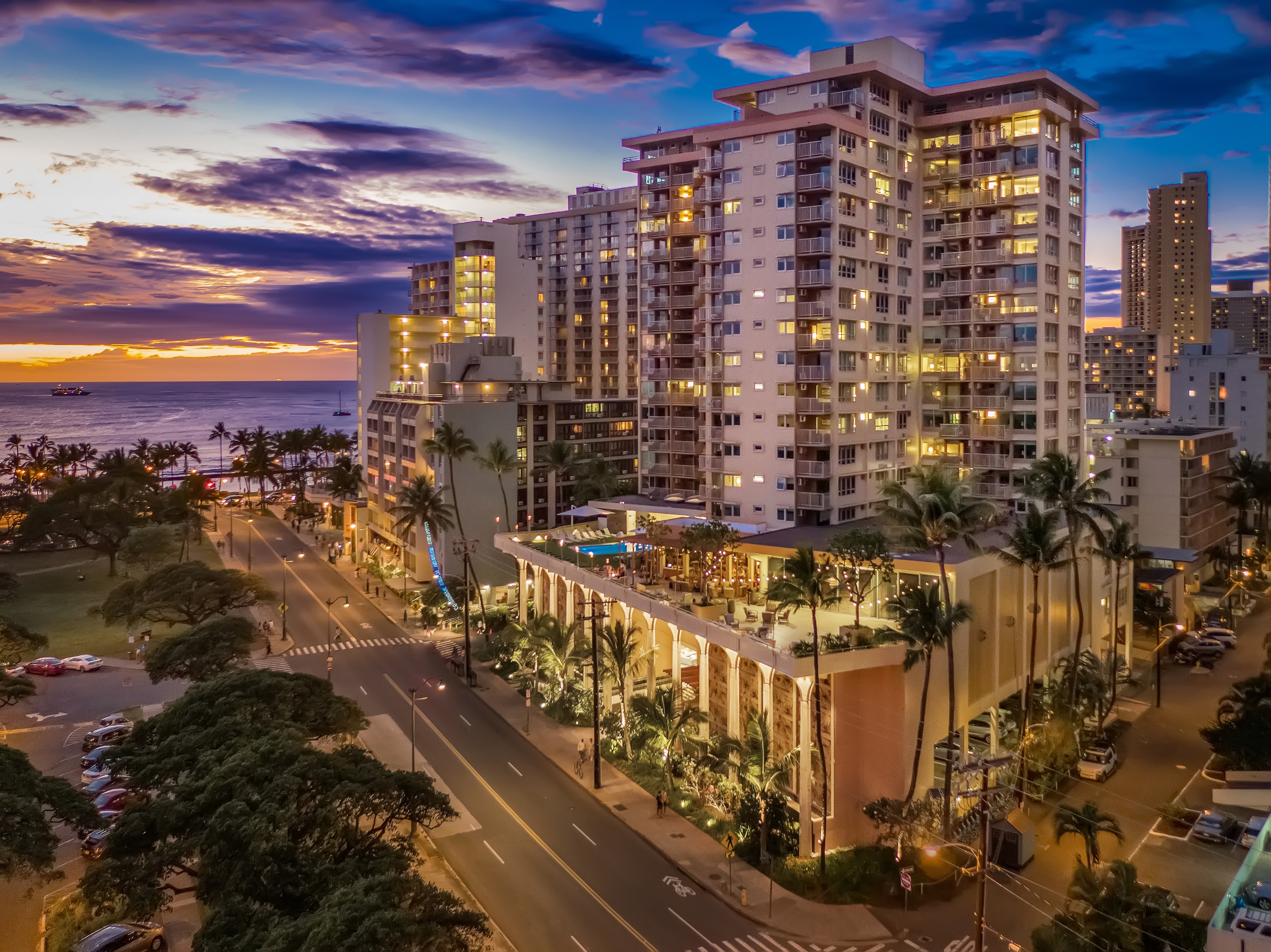 Experience the Aloha Spirit of Waikīkī