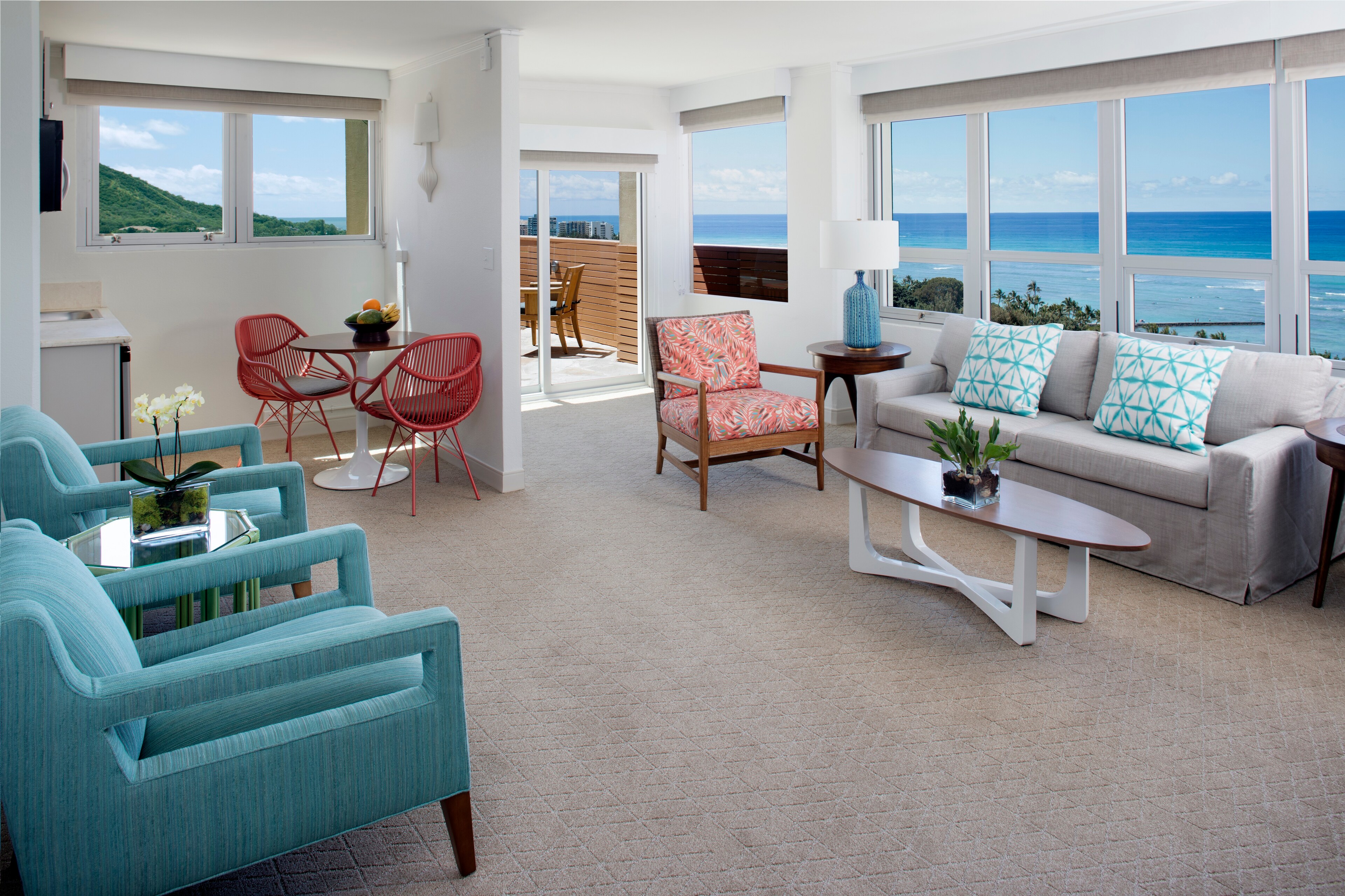 Honolulu Hotel Suites​ | Queen Kapiolani Hotel