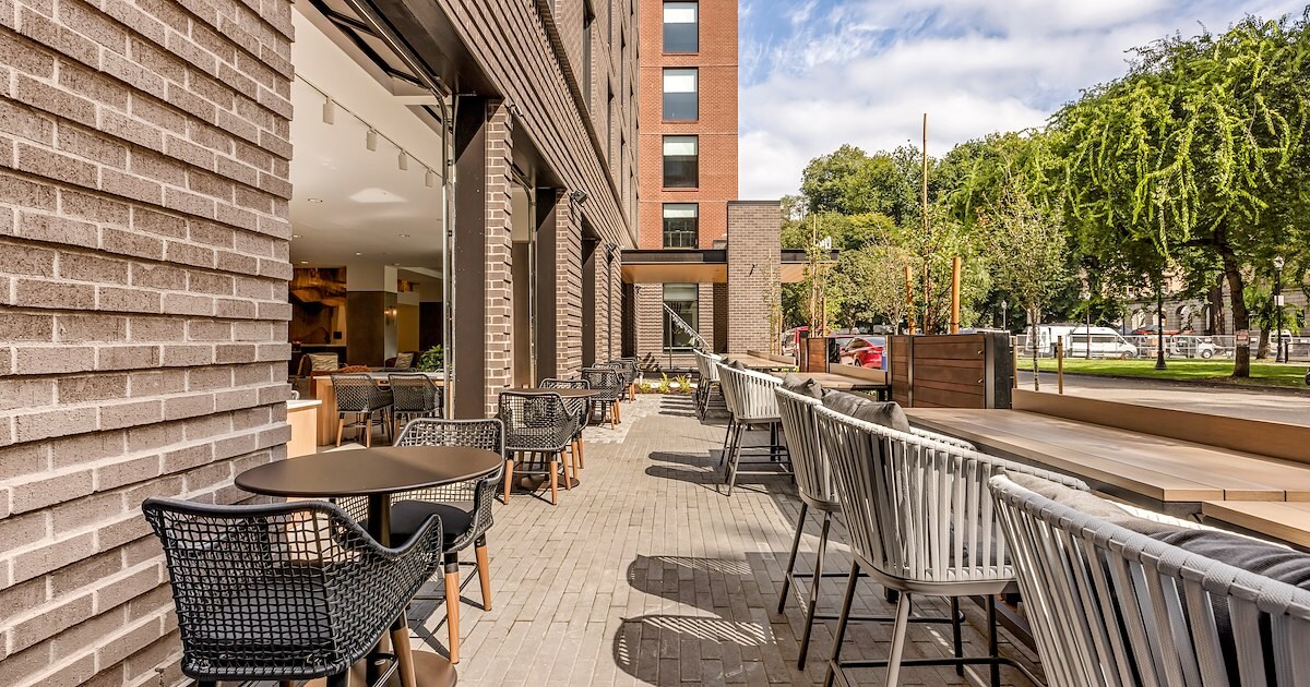 Portland OR Restaurants - The Recess Restaurant