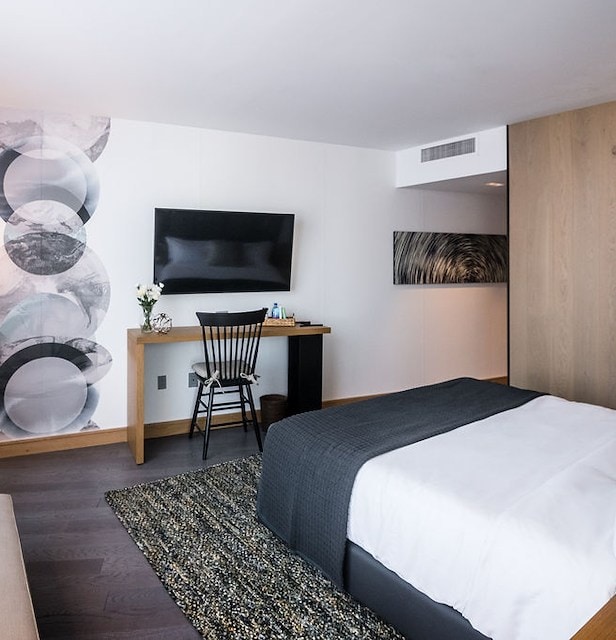 Picture of Club Room - Four Seasons Hotels and Resorts | Luxury Hotels