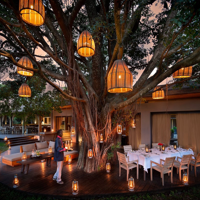 Outdoor dining at the lodge