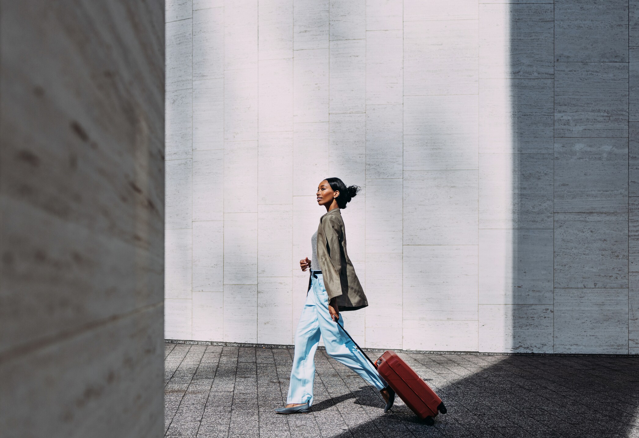 <p>Land feeling rested and ready to take on your travels.</p>