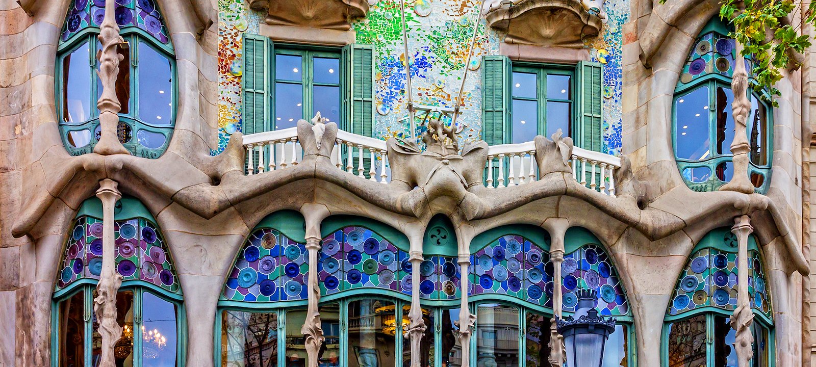 The Gaudí-designed Casa Batlló has a cartoonlike appearance.