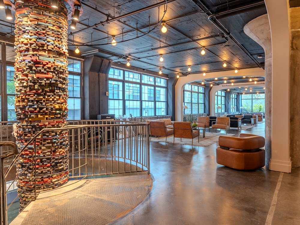 Book tower lobby Sela V Hotel, Brooklyn