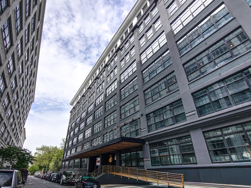 Sela V Hotel Building, Brooklyn
